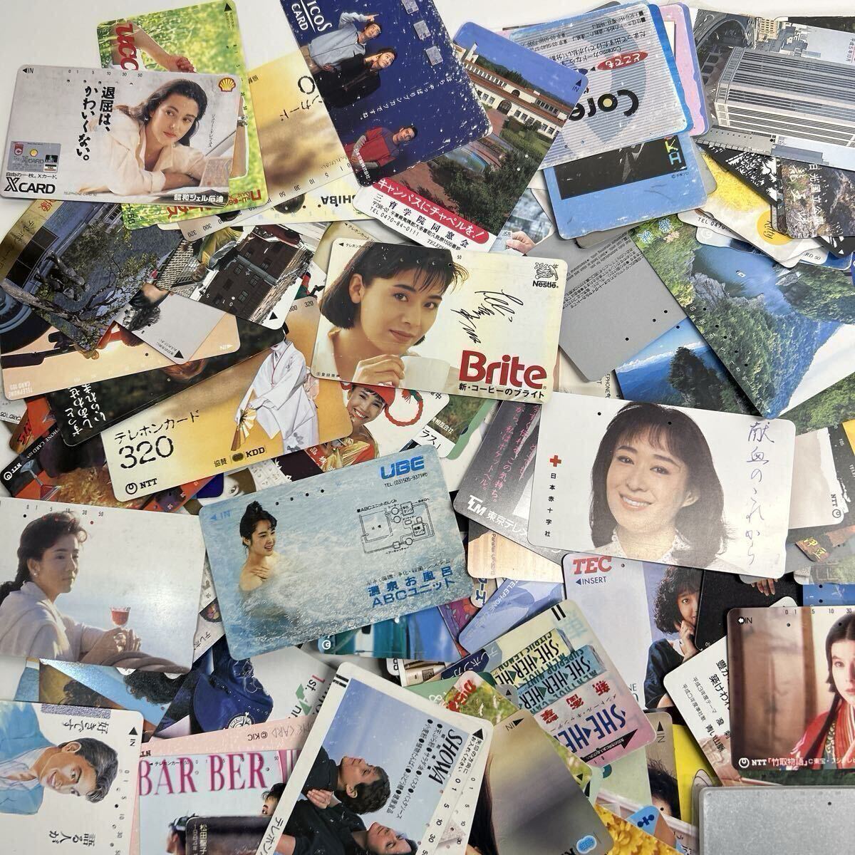 【テレホンカード 大量】中古品　使用済み　370枚以上あり　テレホンカード　コレクション　中古品　大量出品_画像2