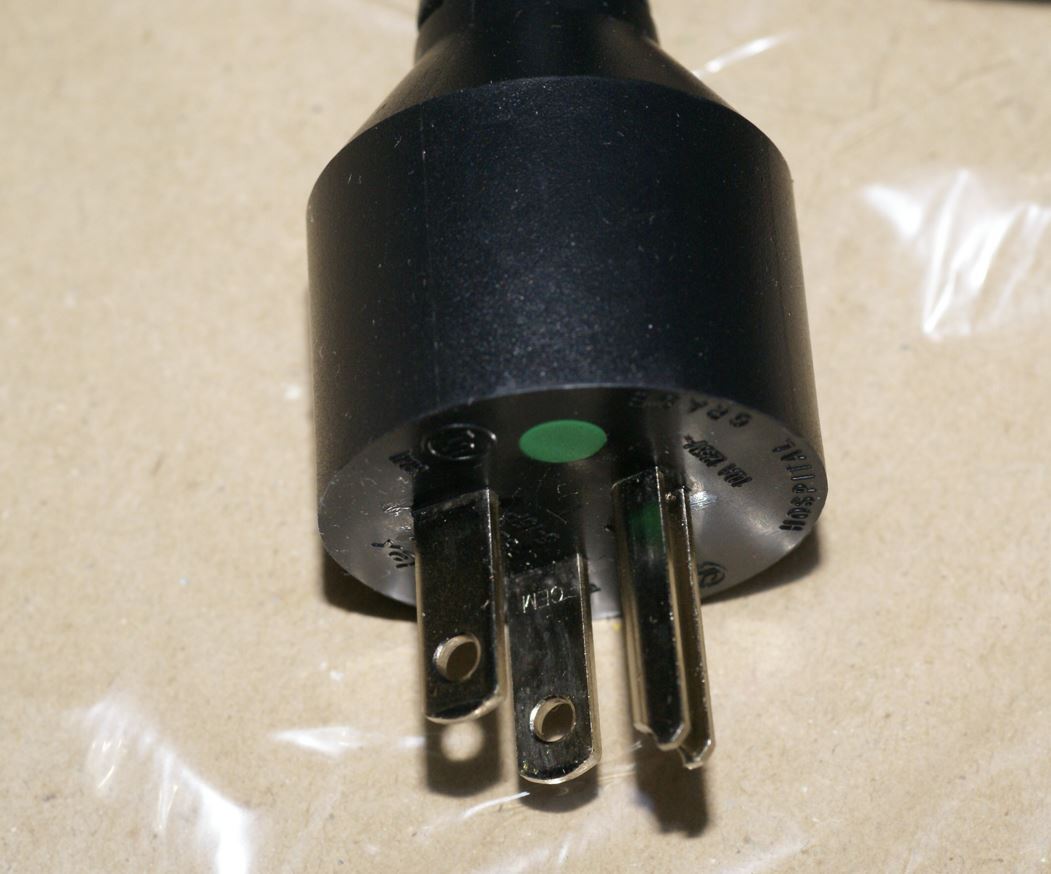 医療用電源ケーブル（外観で判断しています）_画像2