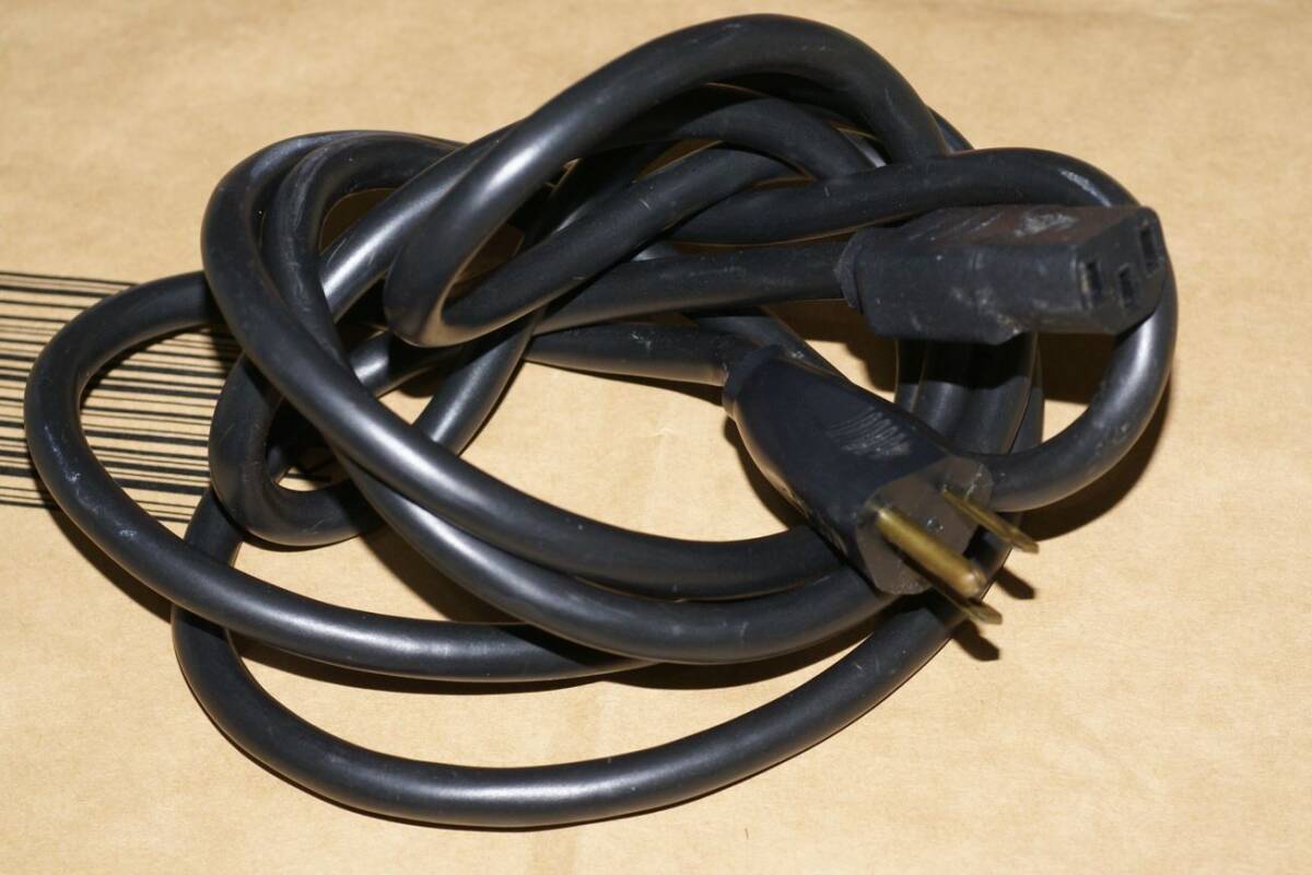 医療用電源ケーブル（外観で判断しています）_画像5