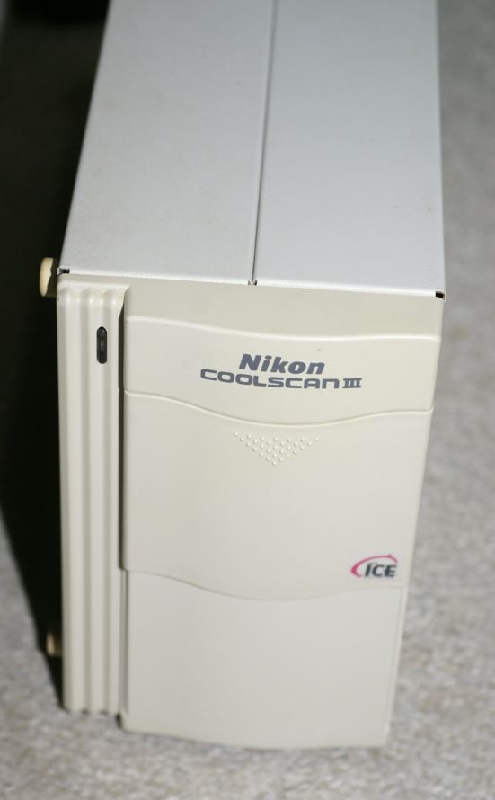 ニコン（Nikon）COOL SCAN 3（LS-30） スライドフィルム用キャリー（MA-20）付き_画像5