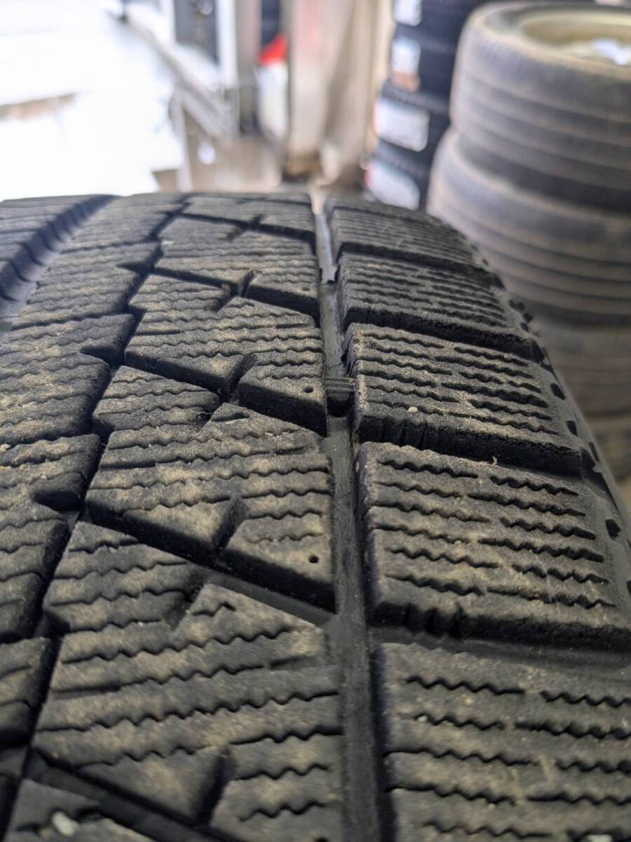 215/60R16☆ブリジストン☆VRX☆アルミホイルセット品☆ホンダヴェゼル☆４本１台分☆中古_画像2