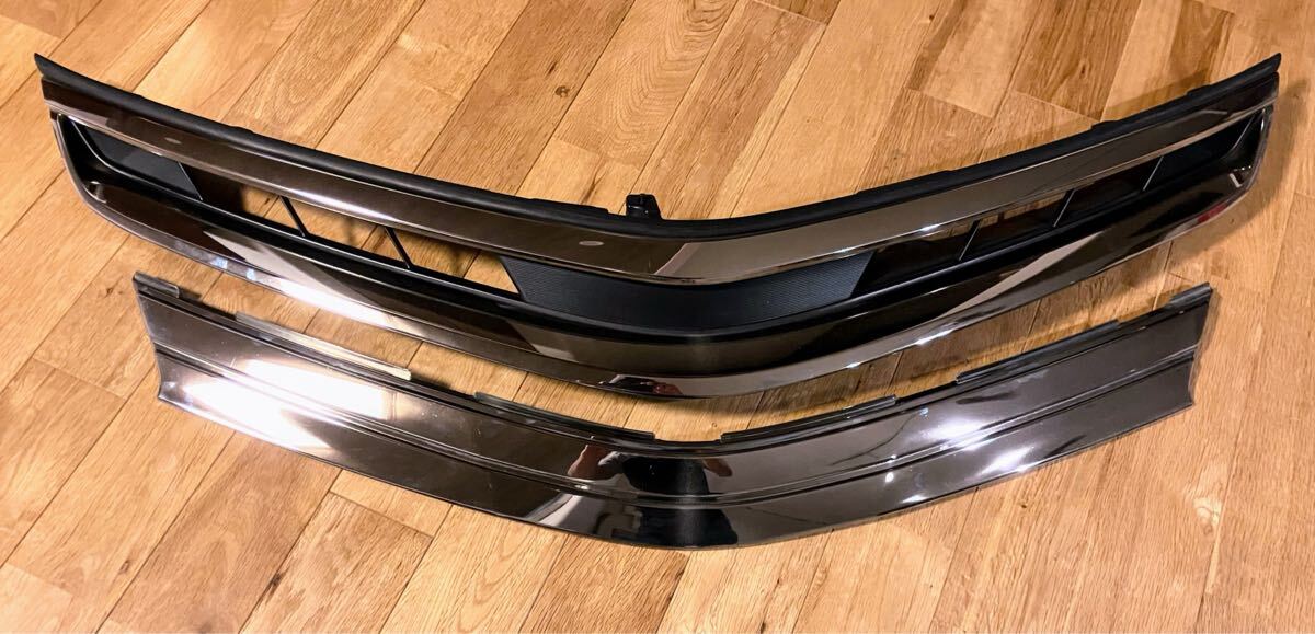 ★送料込み★希少品絶版 エスティマ 50系 ACR50W ACR55W GSR50W 中期 モデリスタ マークレス フロント グリルセット_画像1