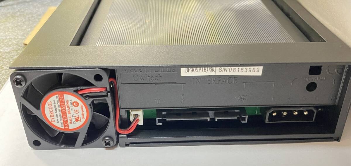希少★Mobile Rack PRO 3.5インチ SATA 150GB WDC OWL-BF90SP 内蔵ハードディスク★_画像3