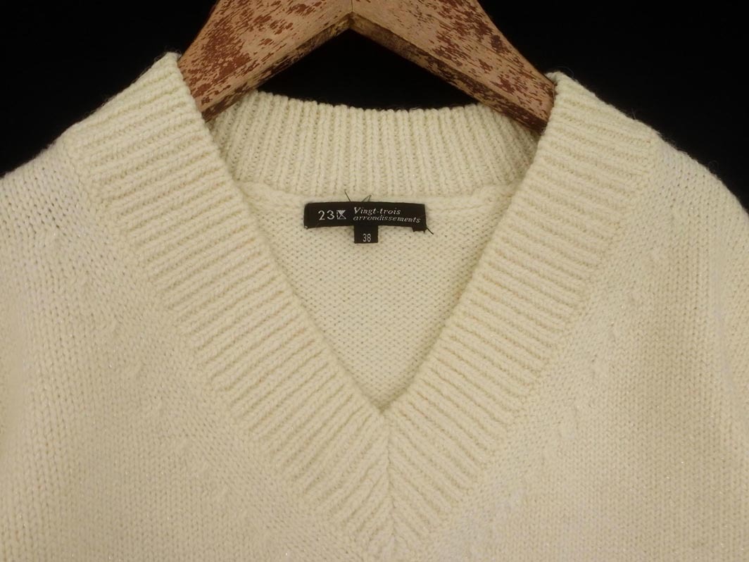 23区 アルパカ混 Vネック ニット セーター size38/白ｘラメ ◇■ ☆ fka6 レディース_画像2