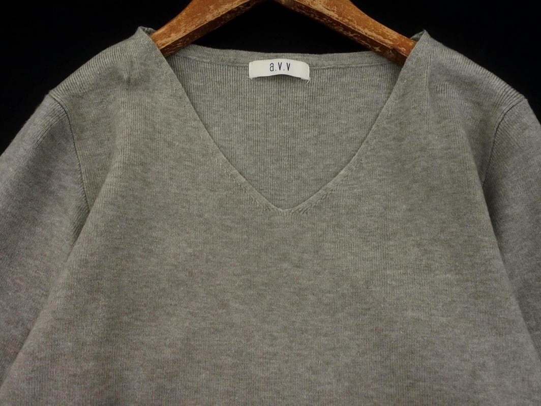 a.v.v アーヴェヴェ Vネック ニット セーター sizeM/グレー ◇■ ☆ fkb3 レディース_画像2
