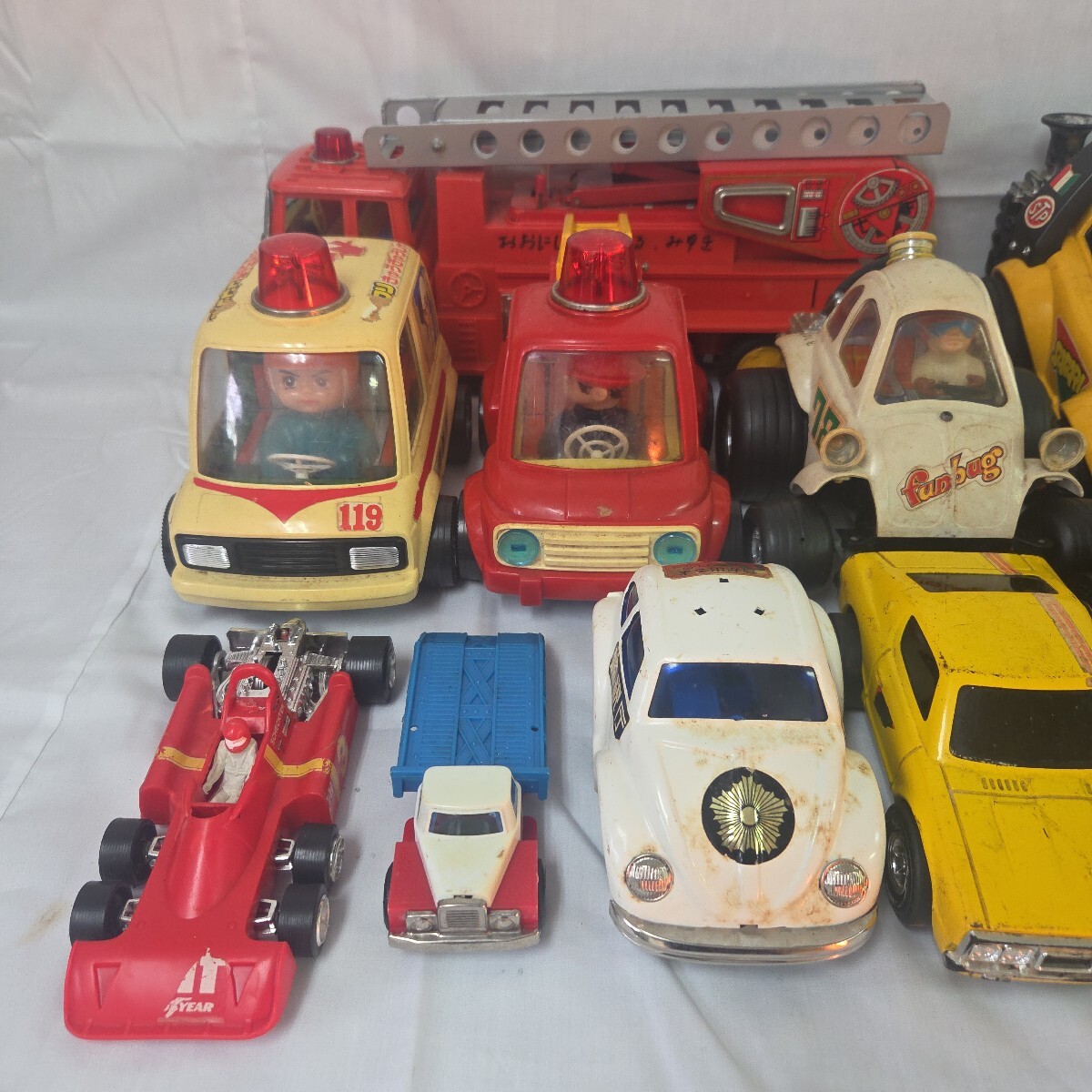 266 Showa Retro жестяная пластина производства? пластиковый игрушка транспортное средство суммировать подлинная вещь 