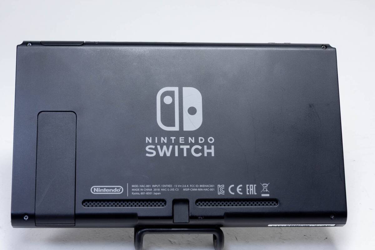 【1円スタート】KS114 / 動作品・現状品・初期化済み / 任天堂 スイッチ Nintendo Switch 本体のみ(Joy-Conなし)_画像4