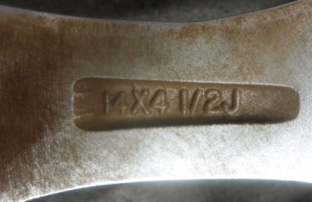 raurion weds アルミ ホイール 14インチ 14X4.5J+45 4H PCD100・2023年製 155/65R14 VRX2 スタッドレスタイヤ付 4本_画像3