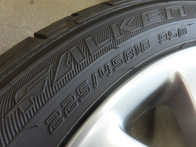 オデッセイ RB3 アブソルート 純正 アルミ ホイール 18インチ 18X7J+55・2024年製 225/45ZR18 FALKEN タイヤ付 4本_画像3