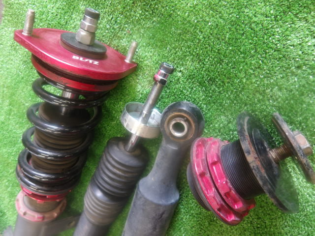 L675S ミラ ココア X 車高調　BLITZ ブリッツ DAMPER ZZR フルタップ 減衰調整付 2WD KF-VE_画像3