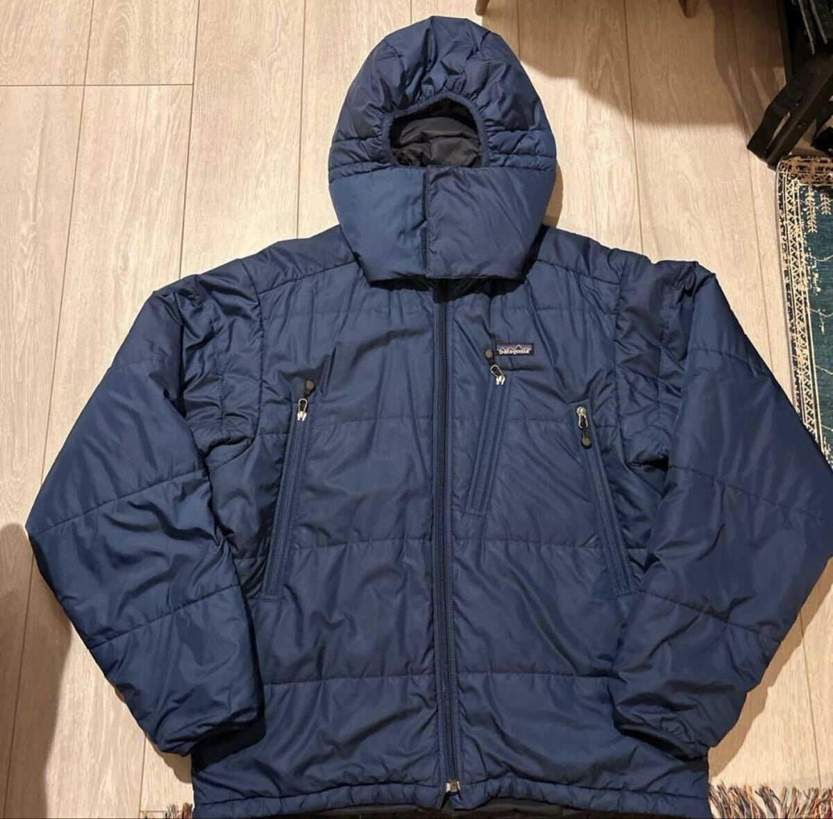 パタゴニア　パフボールジャケット　ネイビー　サイズM_画像1