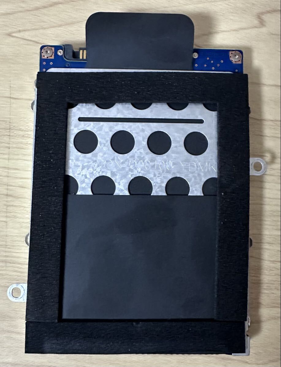 初期化済 動作確認済 HGST 2.5インチ HDD 320GB SATA 5400RPM HTS545032A7E660 マウンタ/アダプタ付 ノートPC用 ハードディスク 日立_画像2