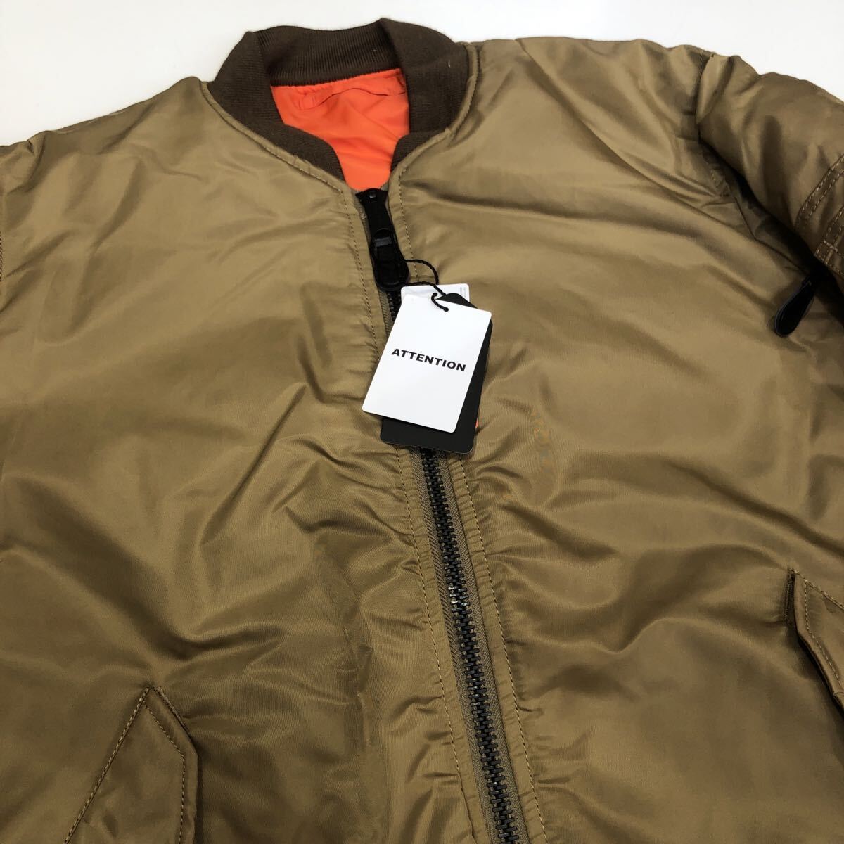 ts20251117【AVIREX】アヴィレックス フライトジャケット ナイロン XL ゴールド MA-1 COMMERCIAL エムエーワン 6102170 無地 _画像3