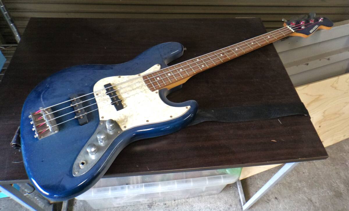 SY4029　SELDER セルダー エレキベース 　弦楽器　ベース 現状品_画像1