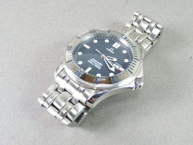 ■■オメガ OMEGA Ω シーマスター プロフェッショナル 300M メンズ腕時計 SS QZ クオーツ ベルト付 ネイビー文字盤■■_画像2