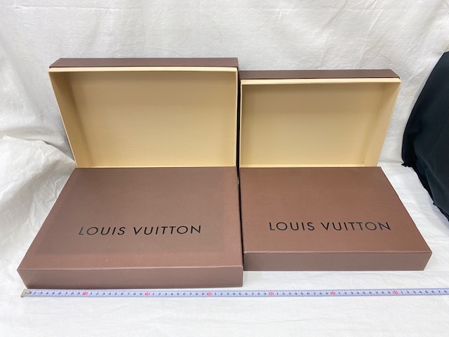 [ Louis Vuitton LOUIS VUITTON] бренд сумка для хранения коробка box бумажный пакет shopa- довольно большой . суммировать комплект 