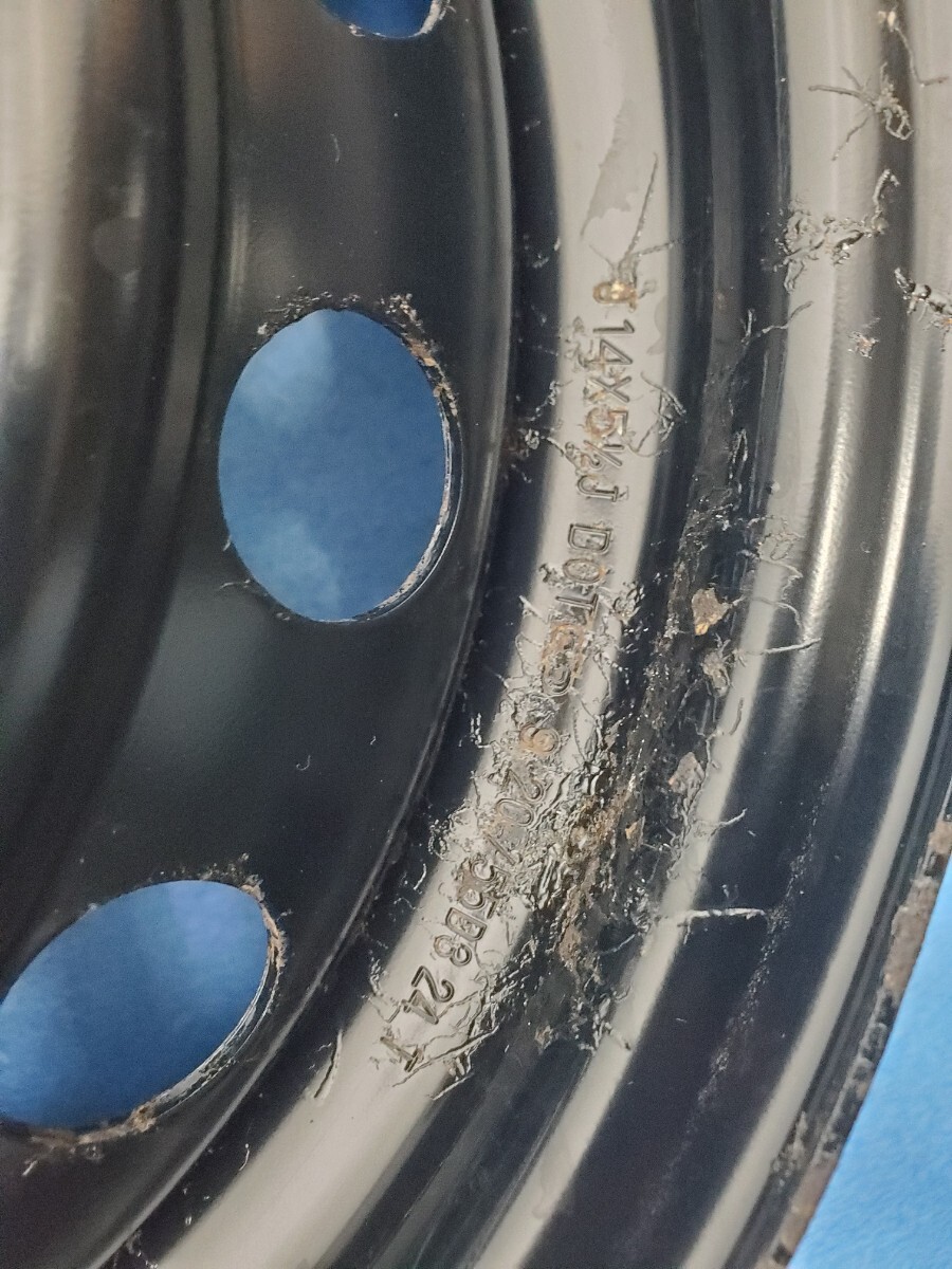 トヨタ ヤリス スチールホイール 14インチ 5.5J 4H PCD100 ホイールキャップ付き 流用可能 送料全国一律_画像9