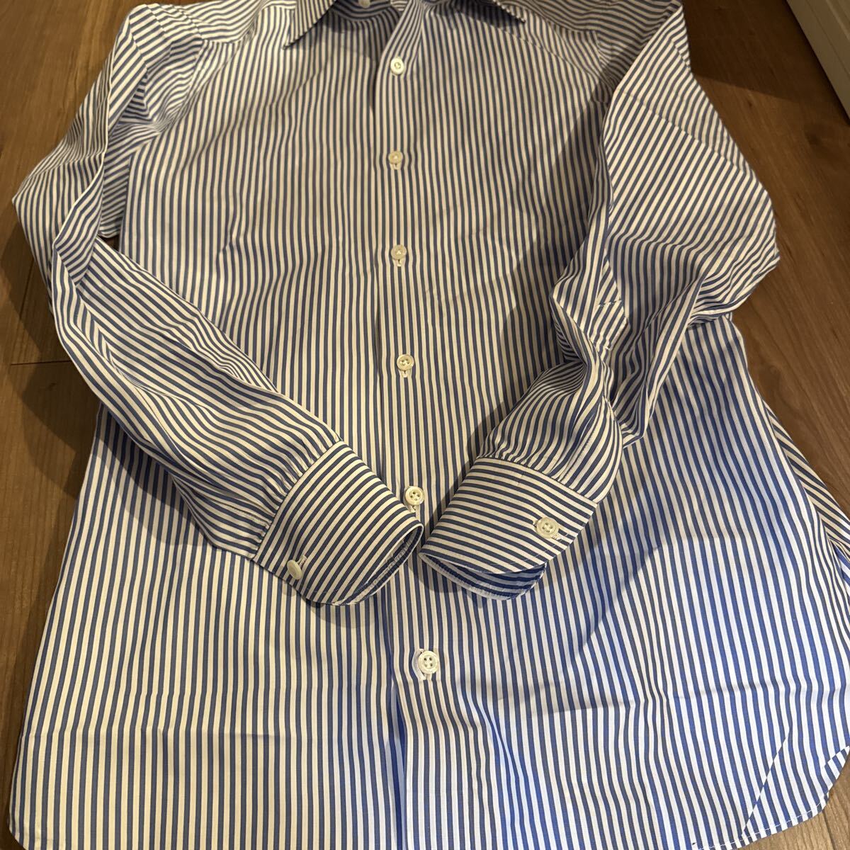 中古 LUIGI BORRELLI＜ルイジ ボレッリ＞ ドレスシャツ ロイヤルコレクション ブルーストライブ 38/15 長袖シャツ_画像6