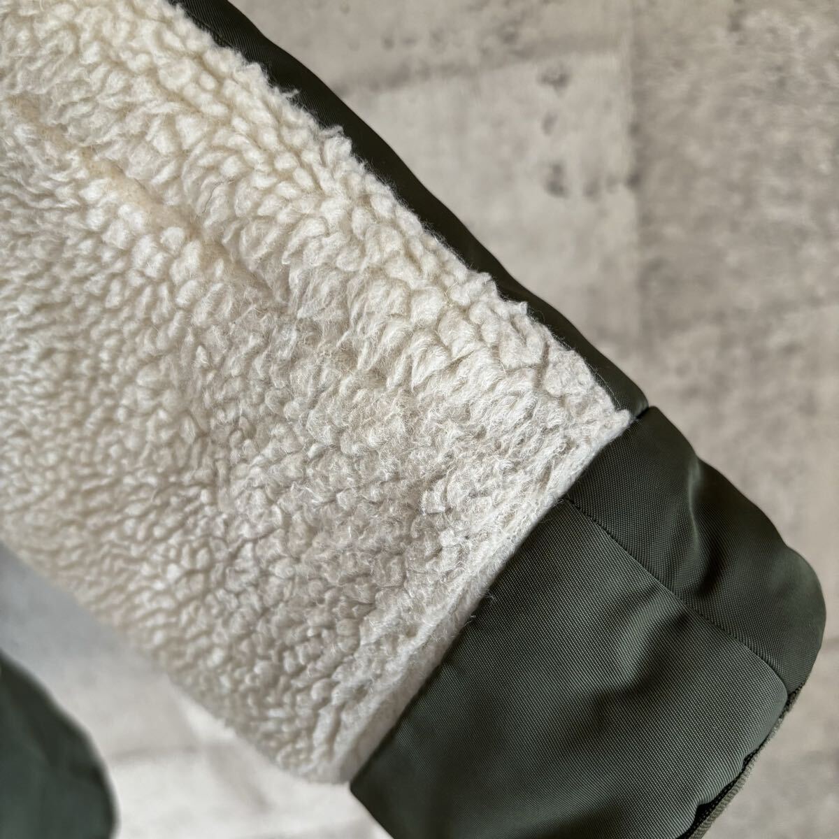 美品/送料無料) MONCLER GOUSTAN ボア/黒 リバーシブル サイズ3(L-XL) モンクレール ボアジャケット ダウンジャケット フーディー _画像6