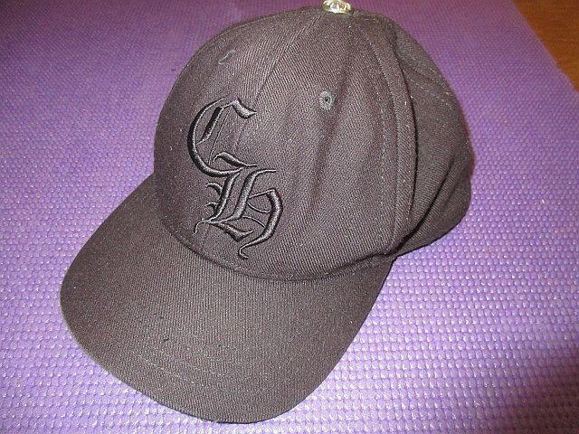 クロムハーツ　CHROME HEARTS　CH ロゴ　刺繍　ウール　ベースボール　シルバー　キャップ　黒　国内正規品_画像1