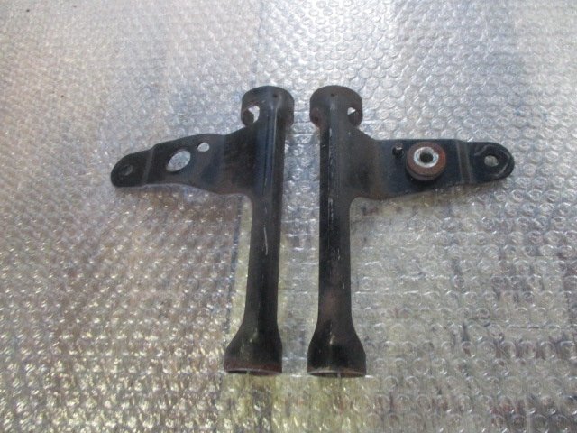 A7AL04 RX50SP ライトステー 4U5 S ジャンク_画像1