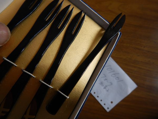 秀衡塗　木製　和菓子用　フォーク　101601 岩手　平泉　未使用　L13XW1.3CM 未使用　MADE IN JAPAN_画像2