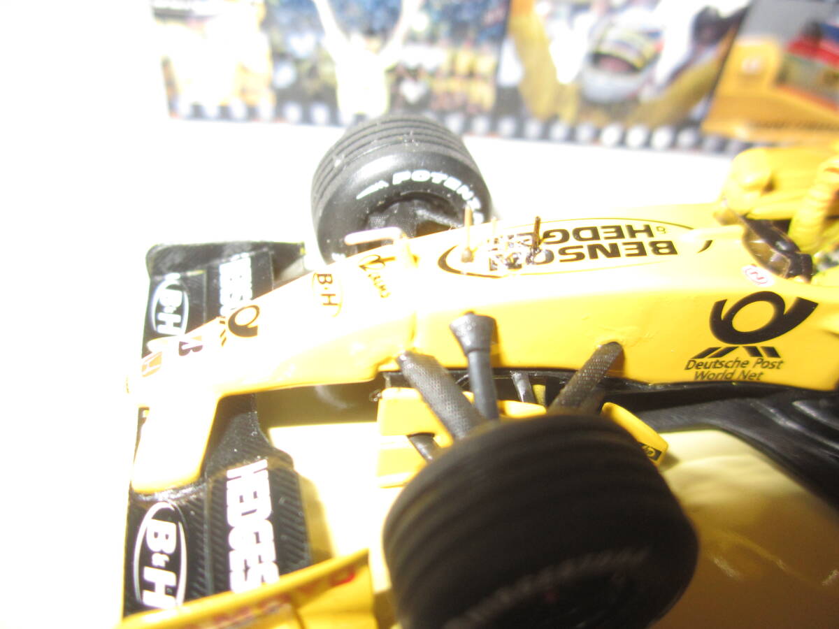 即決 PMA ミニチャンプス 1/43 ジョーダン EJ12 ホンダ №10 日本GP5位 佐藤琢磨 ベンソン＆ヘッジス仕様 ガッツポーズ/アンテナ/台紙追加_画像8