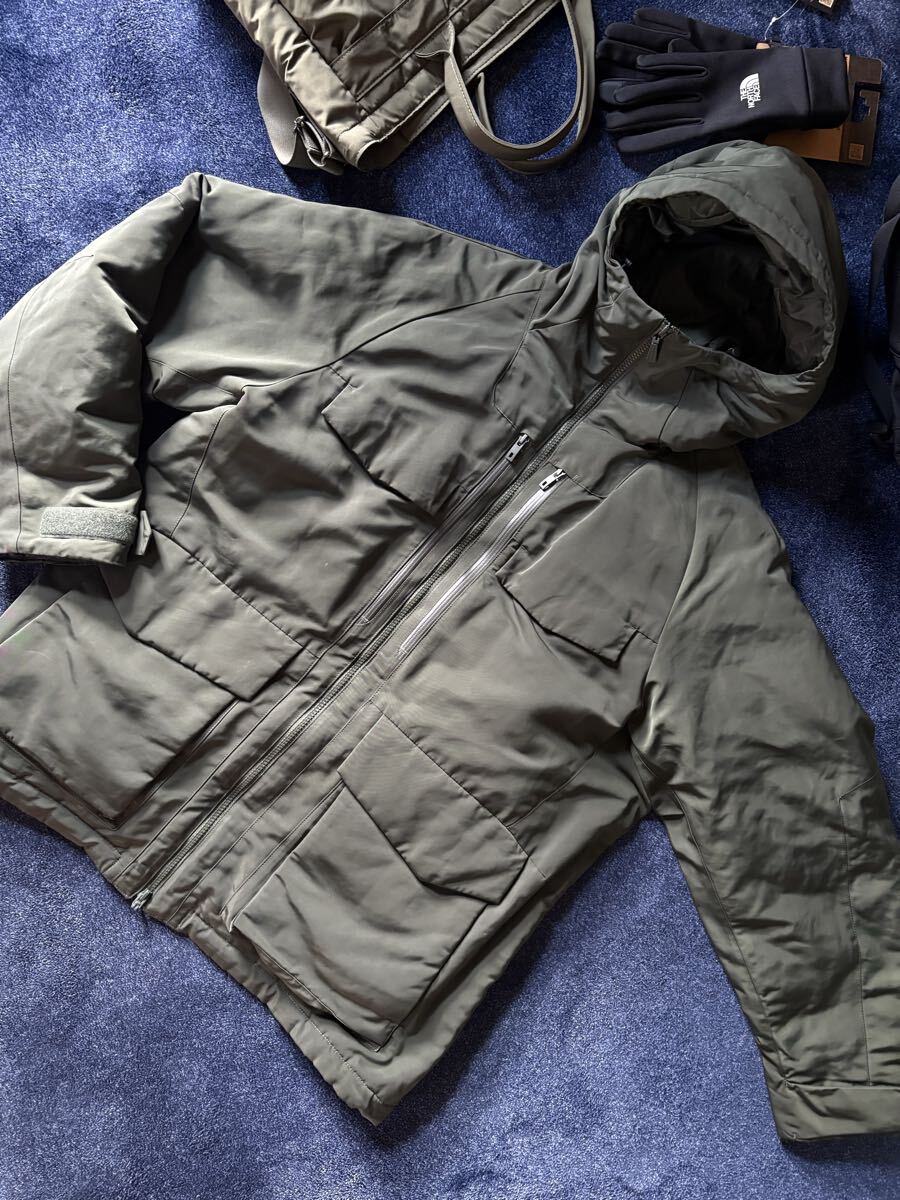 超美品 新品同様 UNIQLO × White Mountaineering ユニクロ ×ホワイトマウンテニアリング ハイブリッドダウンオーバーサイズパーカ sizeXL_画像1