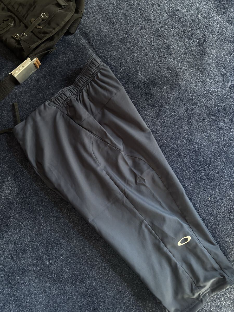 超美品 定価7,590円 オークリー OAKLEY メンズ クロスクォーターパンツ ENHANCE MOBILITY QUARTER PT5.0 sizeL ネイビー FOA406302_画像9