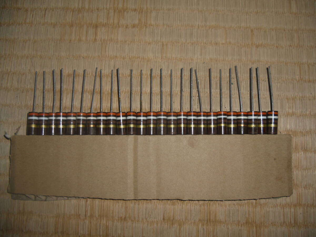 *USA,AB. Composite сопротивление 390Ω,5%,2W,25шт. *USA,AB. Composite сопротивление 390Ω,5%,2W,25шт.