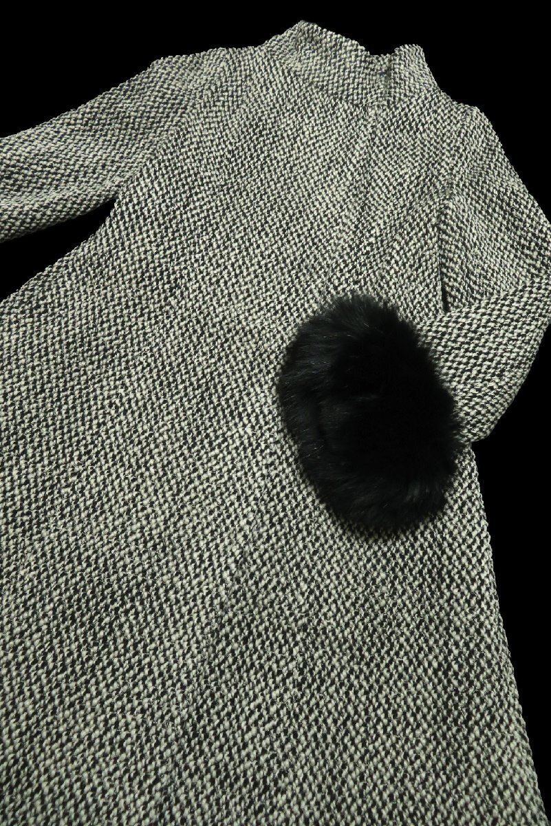 ☆美品☆ストロベリーフィールズ/袖ファー付きウールツイードロングコート:白黒nm079_画像5