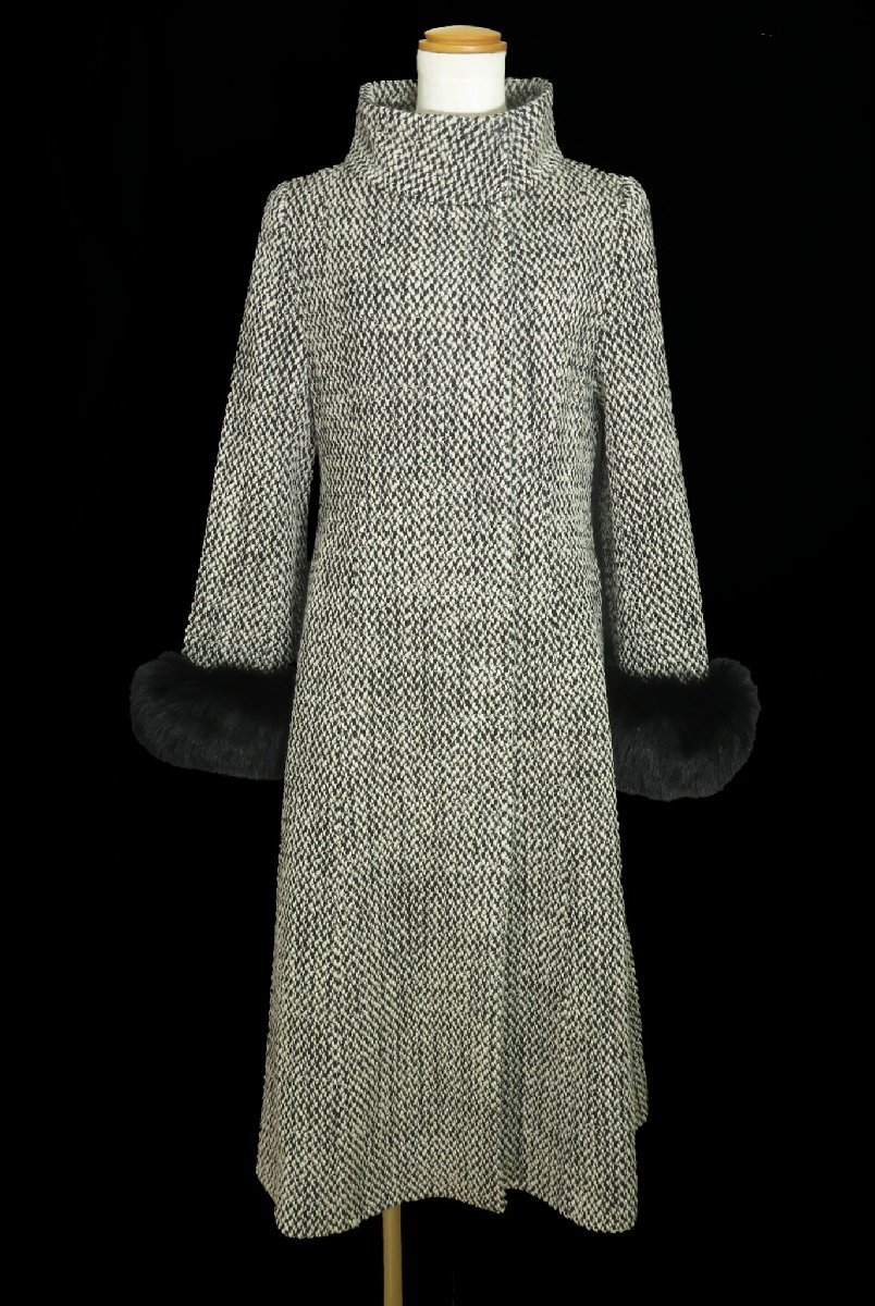 ☆美品☆ストロベリーフィールズ/袖ファー付きウールツイードロングコート:白黒nm079_画像1