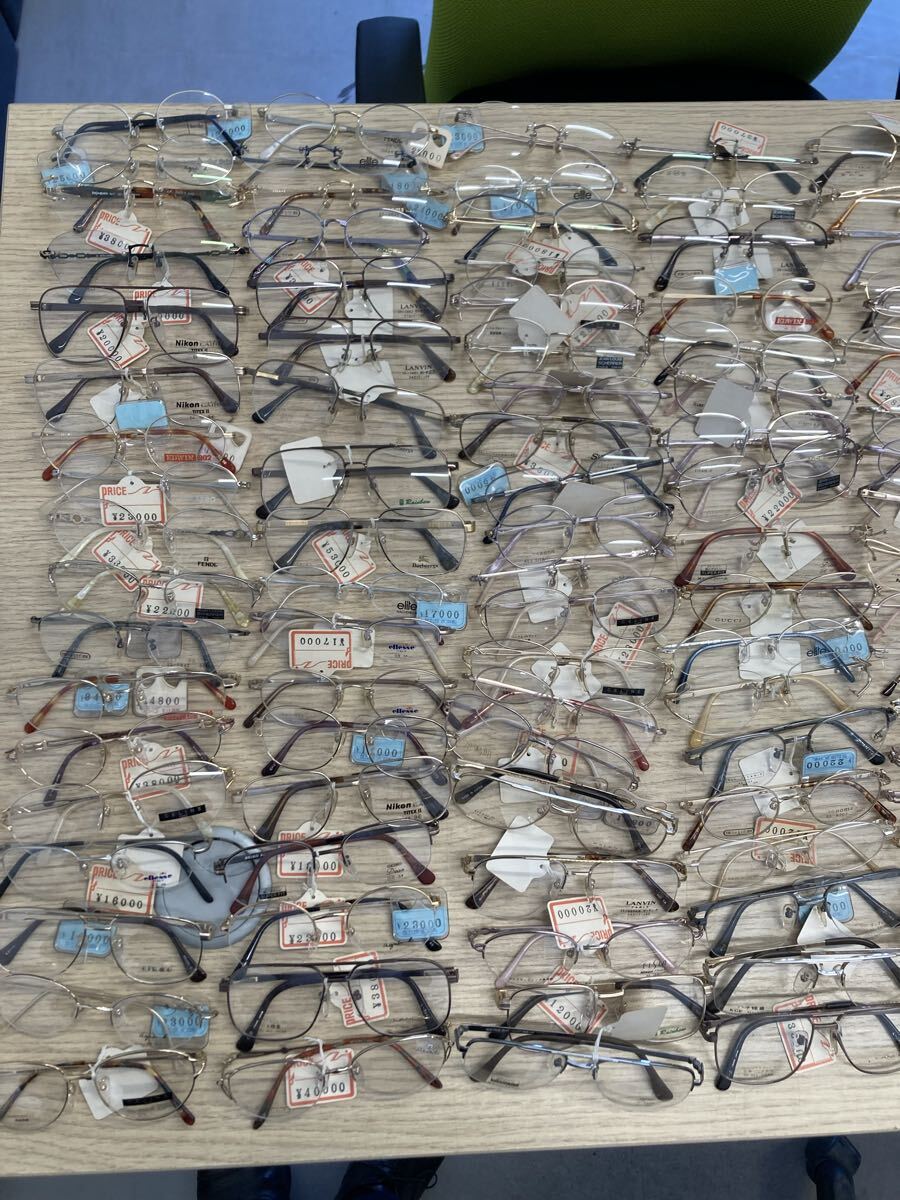 【未使用】閉店品 眼鏡フレーム 148本まとめ グッチ/バレンシアガ/ランバン/イブサンローラン/FENDI/バーバリー他ブランド多数メガネ 大量 _画像2