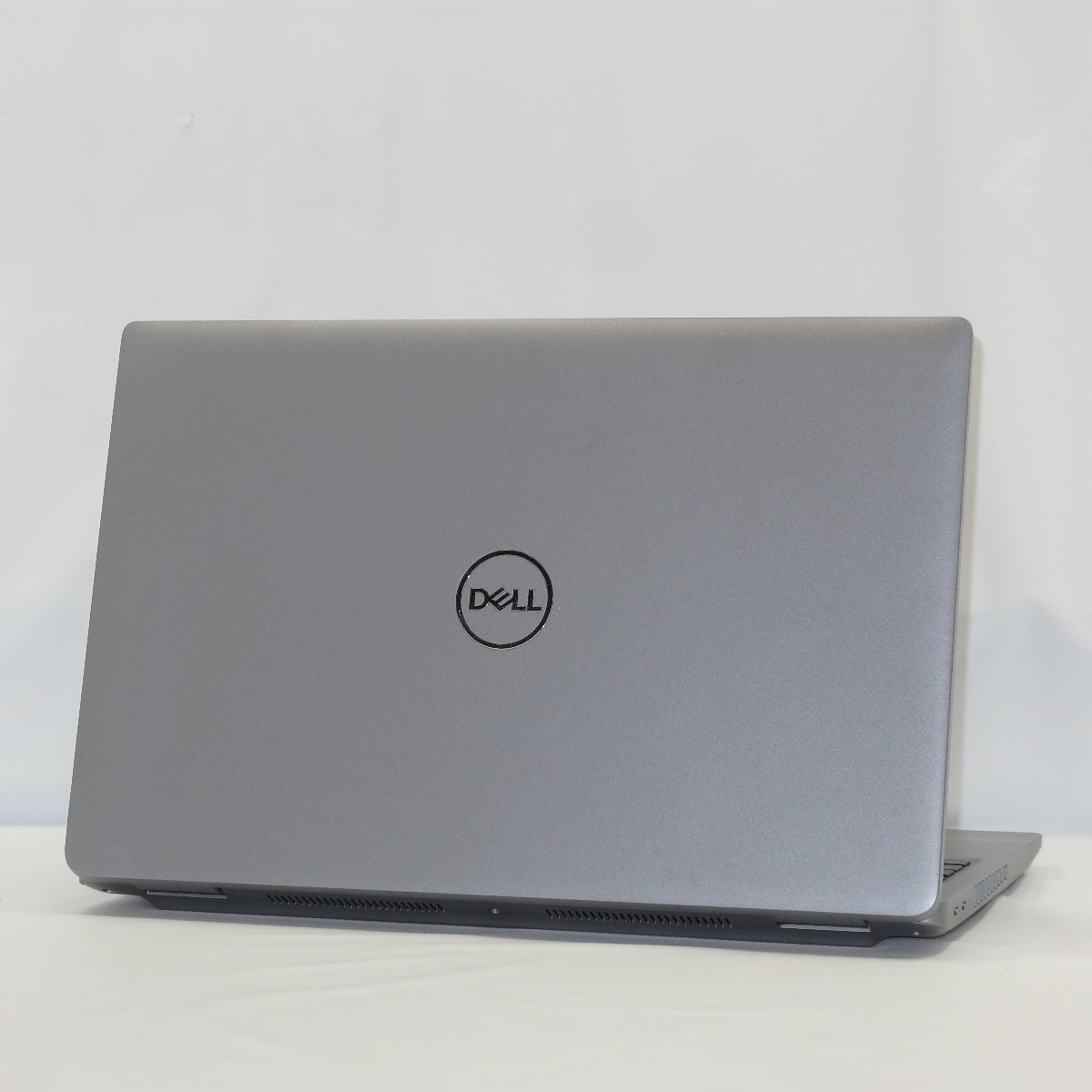 DELL Precision 3581 Core i7-13700H 2.4GHz/64GB/SSD512GB/15インチ/OS無/動作未確認【栃木出荷】_画像2