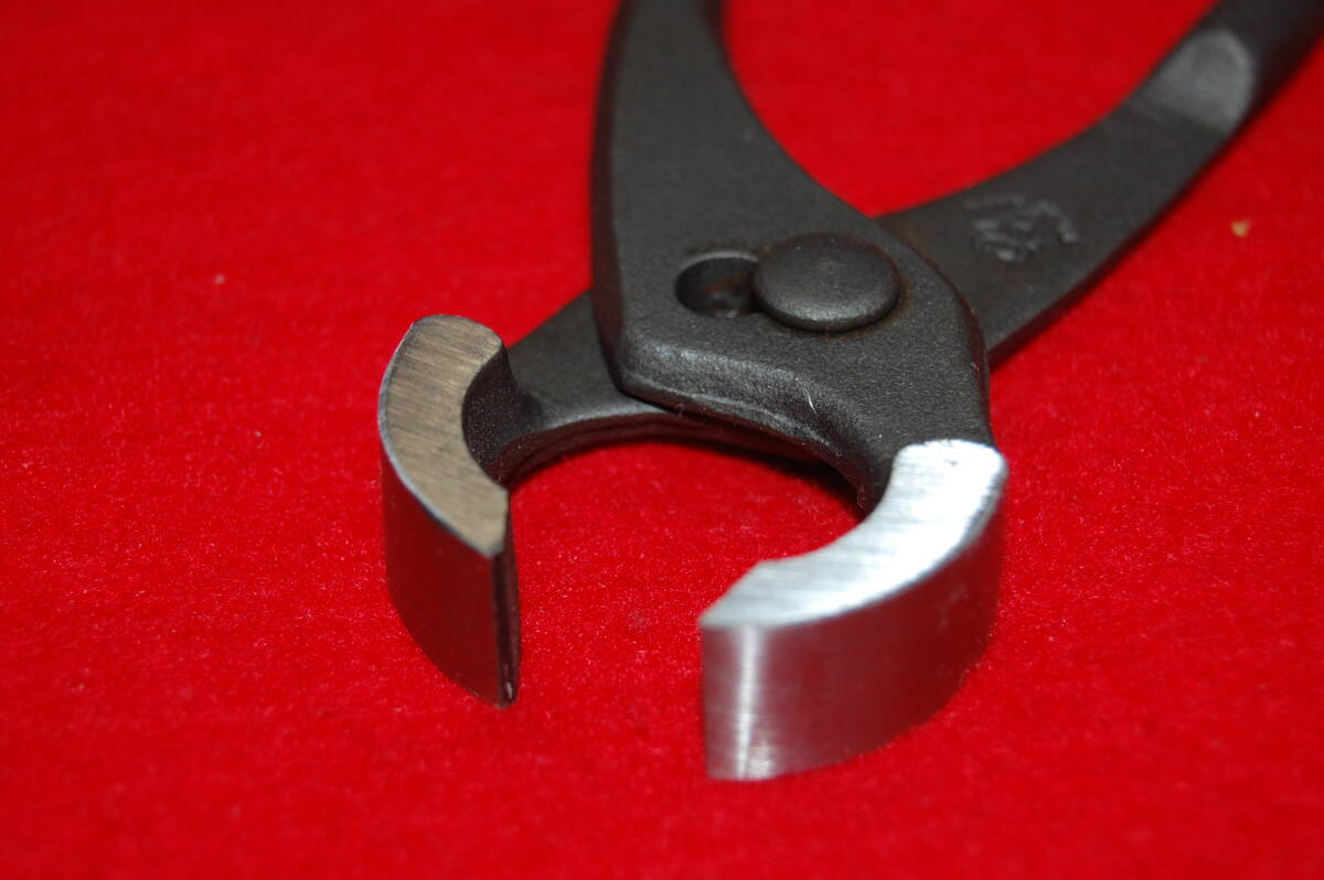 【最後の1丁/入手困難】牛印/正鋼火造りエンマ釘抜き180mm釘抜き用/閻魔様_画像4