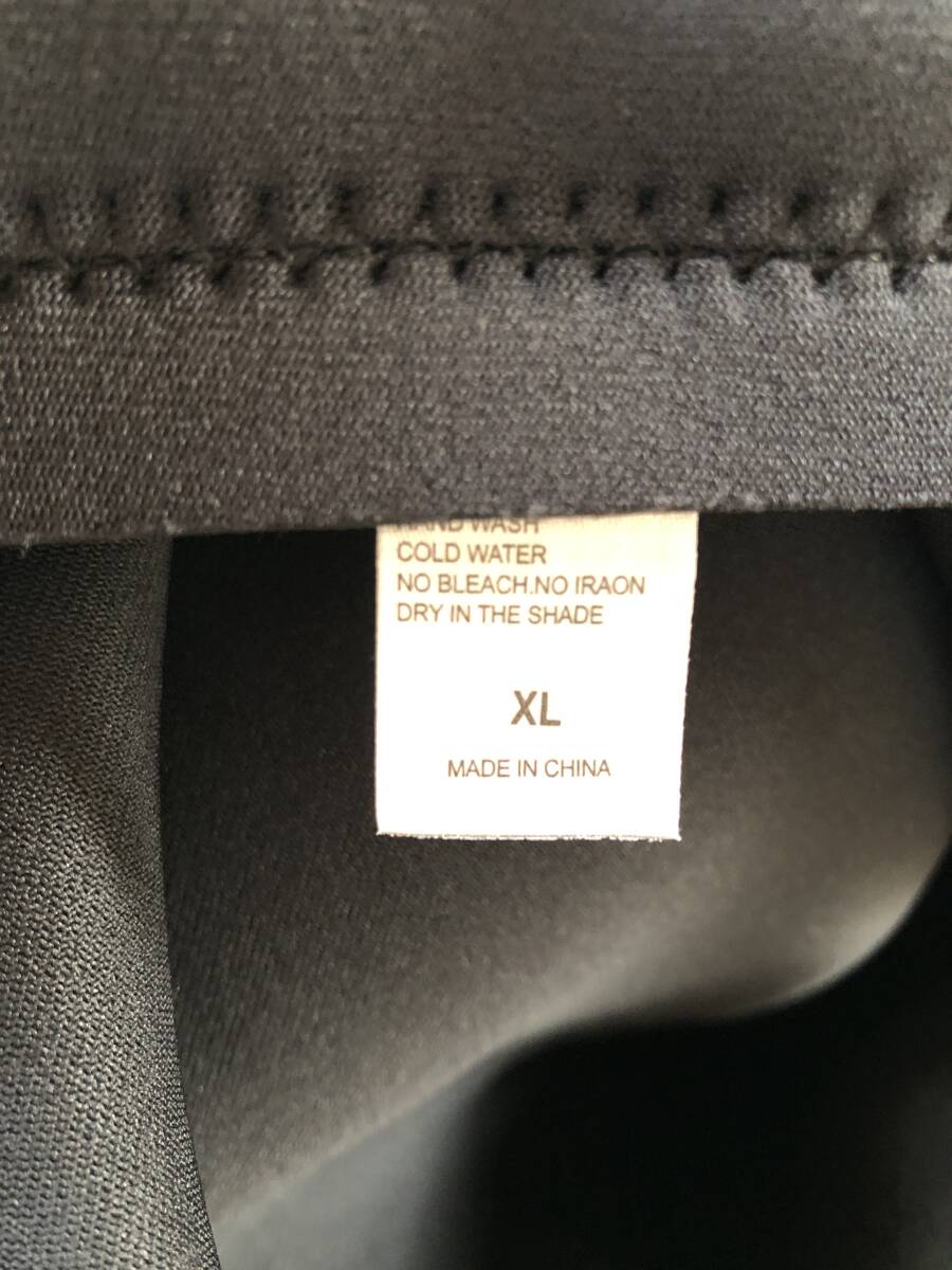 ハーフスーツ(未使用)　XL _画像3