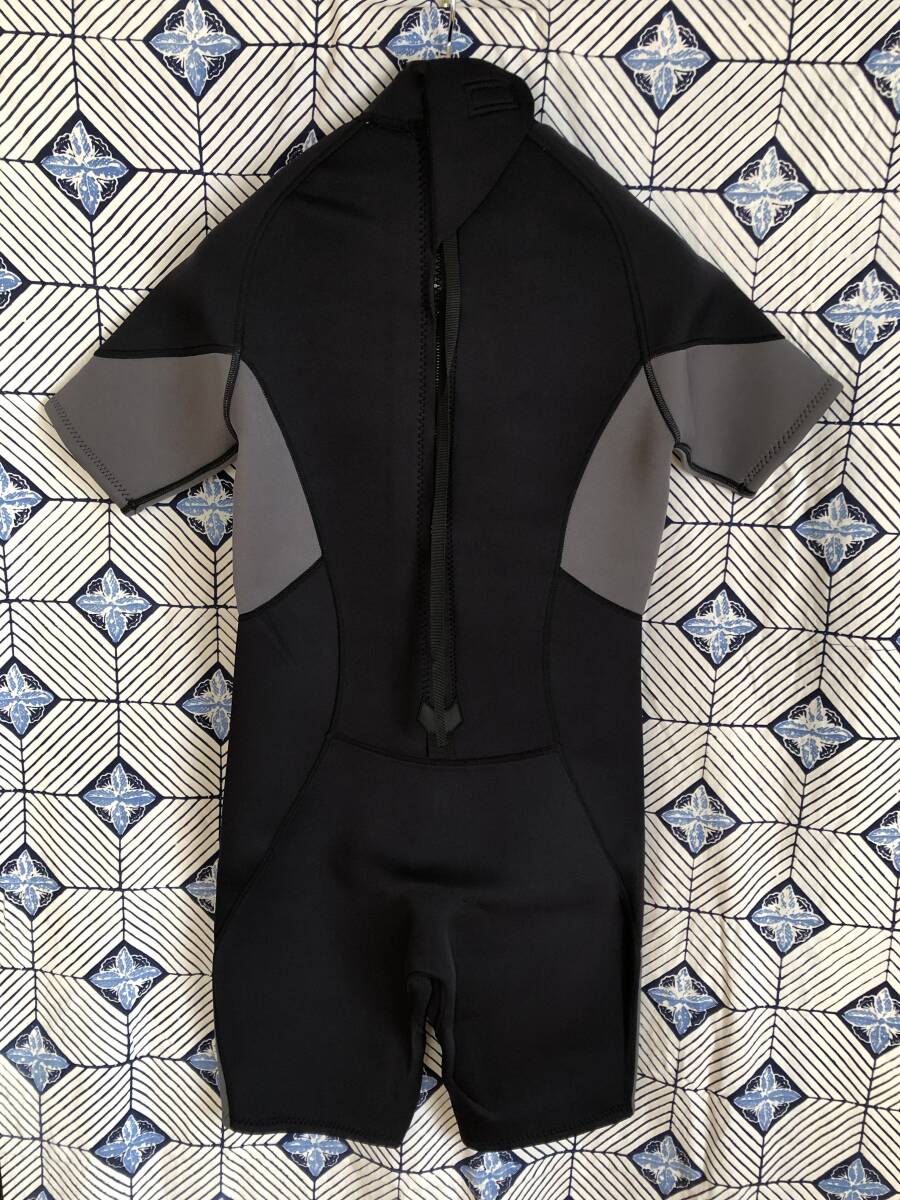 ハーフスーツ(未使用)　XL _画像2