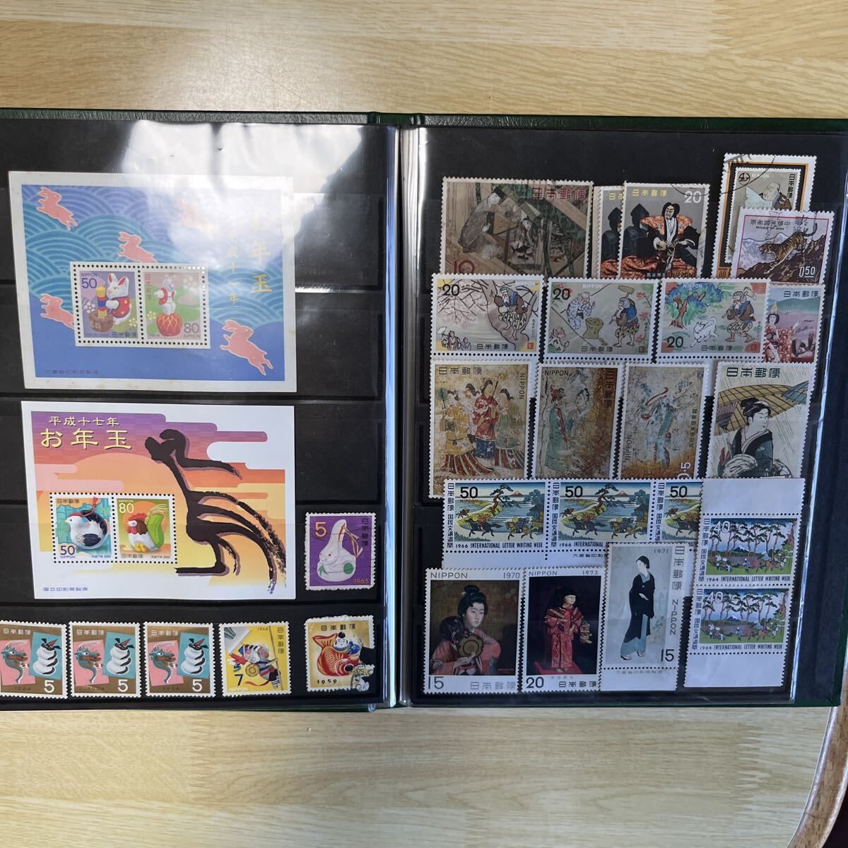 普通切手 記念切手 日本切手 バラ 小型シート 軍切手 日本軍 アンティーク レトロ お年玉付き年賀ハガキ お年玉郵便切手_画像6