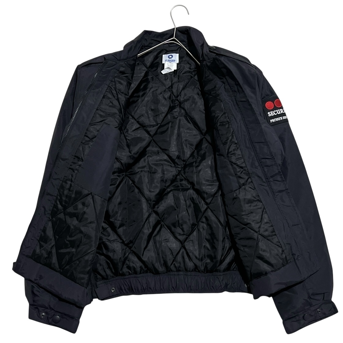 VF ビーエフソリューションズ セキュリタス ワッペン 中綿ジャケット Mサイズ相当 黒 撥水加工キルティングライナーエポーレット_画像3