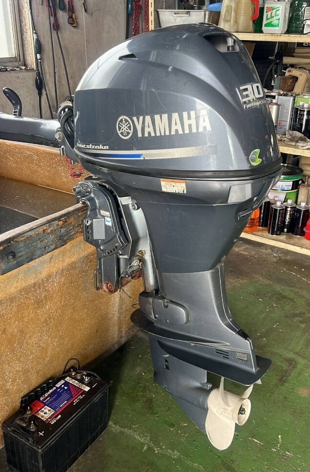Yamaha F30BEHT トランサマL 2009 ジャンク 船外機 船 エンジン 30馬力 鳥取県境港市 ヤマハ_画像1