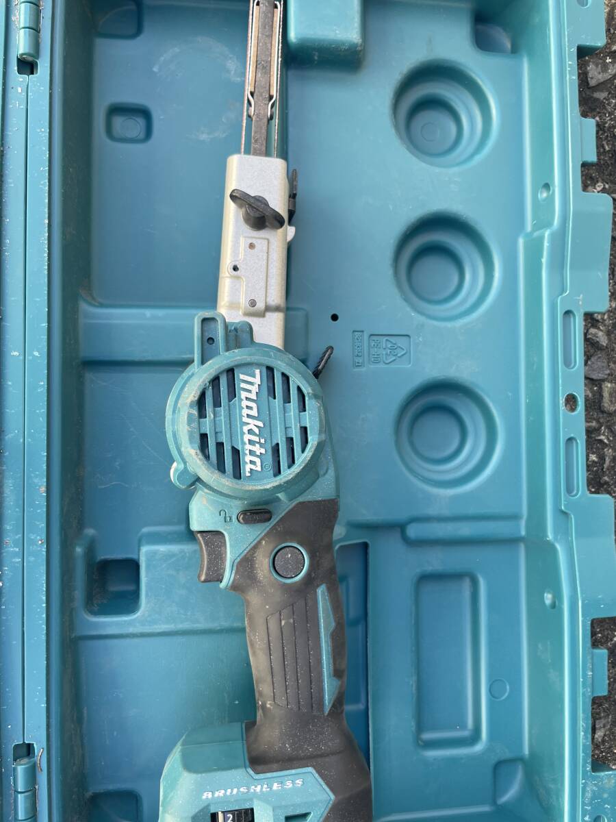  Makita 18V ленточно-шлифовальный станок BS180D супер-скидка распродажа 