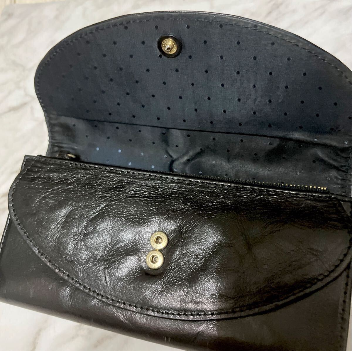 perche ペルケ 黒 レザー 長財布 がま口財布 大容量 収納力抜群 多機能 ブラック レディース財布_画像3