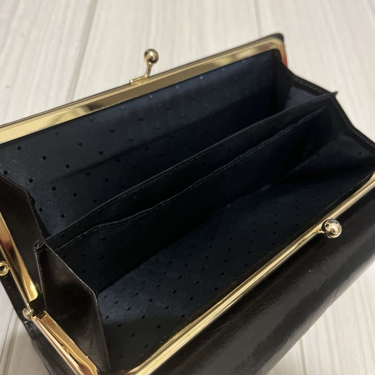 perche ペルケ 黒 レザー 長財布 がま口財布 大容量 収納力抜群 多機能 ブラック レディース財布_画像5