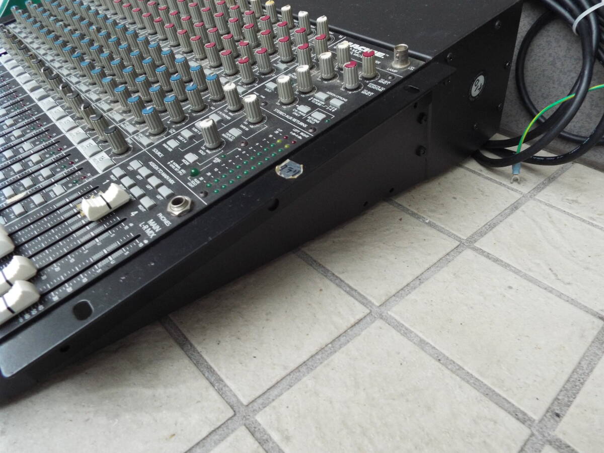 中古 ★ MACKIE 16ーCHANNEL MC/LINE MIXER : CR1604-VLZ (ジャンク扱い)_画像6