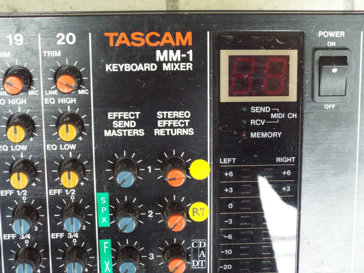 中古 ★　TASCAM　　KEYBORD　MIXER　　：　MM-1 　（ジャンク扱い）_画像5