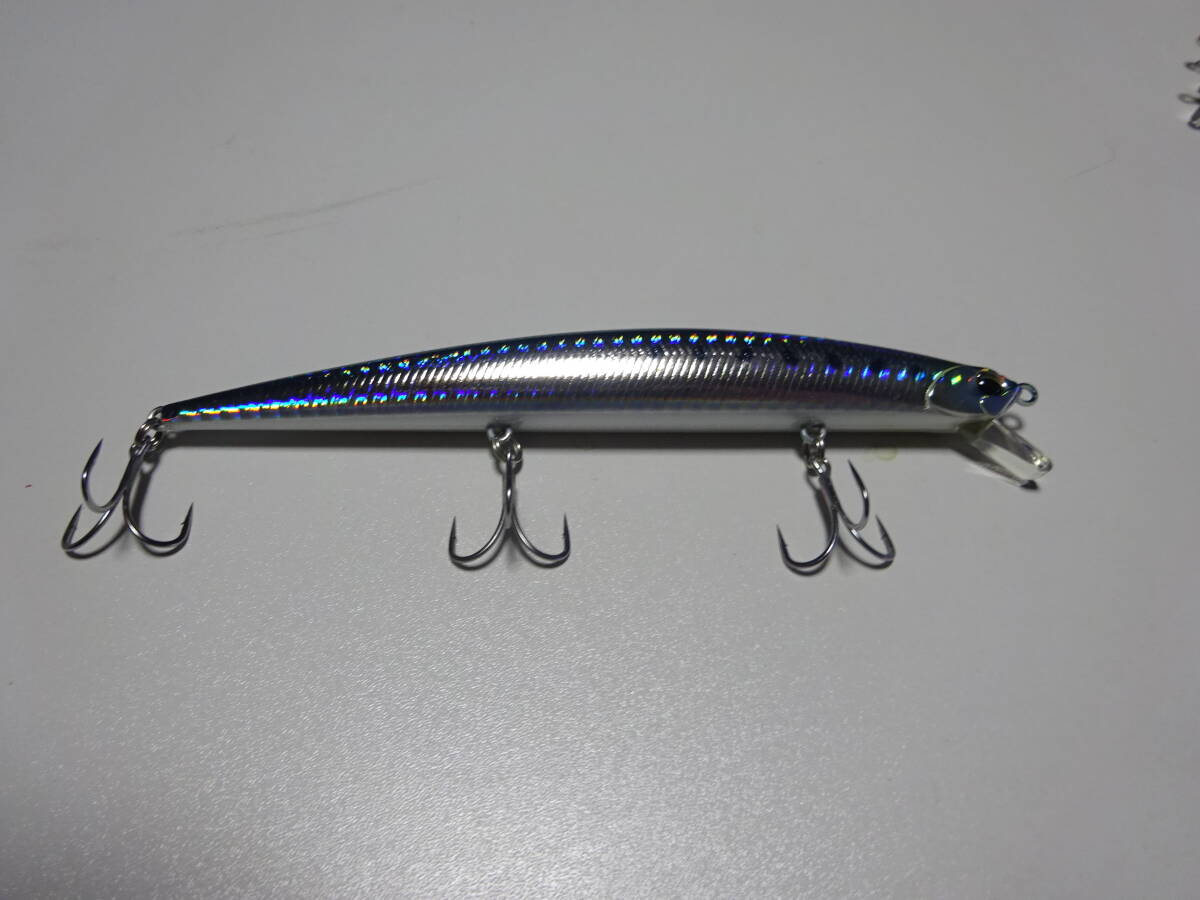 DUO タイドミノースリム 140 重心移動変更バージョン イワシ ぶっ飛び 圧倒的釣果 サーフシーバス 青物 ヒラメにも_画像3