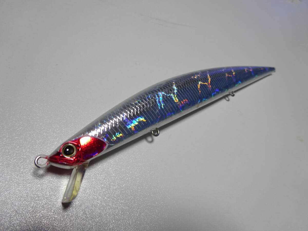 DUO タイドミノー スリム 175 フライヤーホワイトバック ホロ ぶっ飛び 圧倒的釣果 サーフシーバス ヒラメにも 青物 _画像1