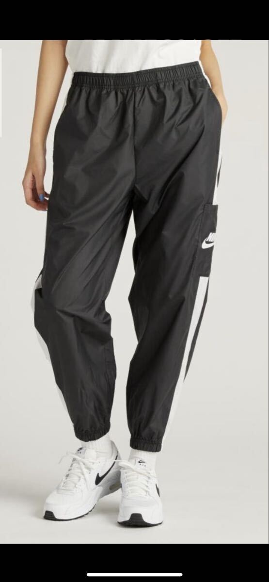 新品未使用　定価6820円　NIKE トレーニングパンツロングパンツ　Mサイズ_画像6