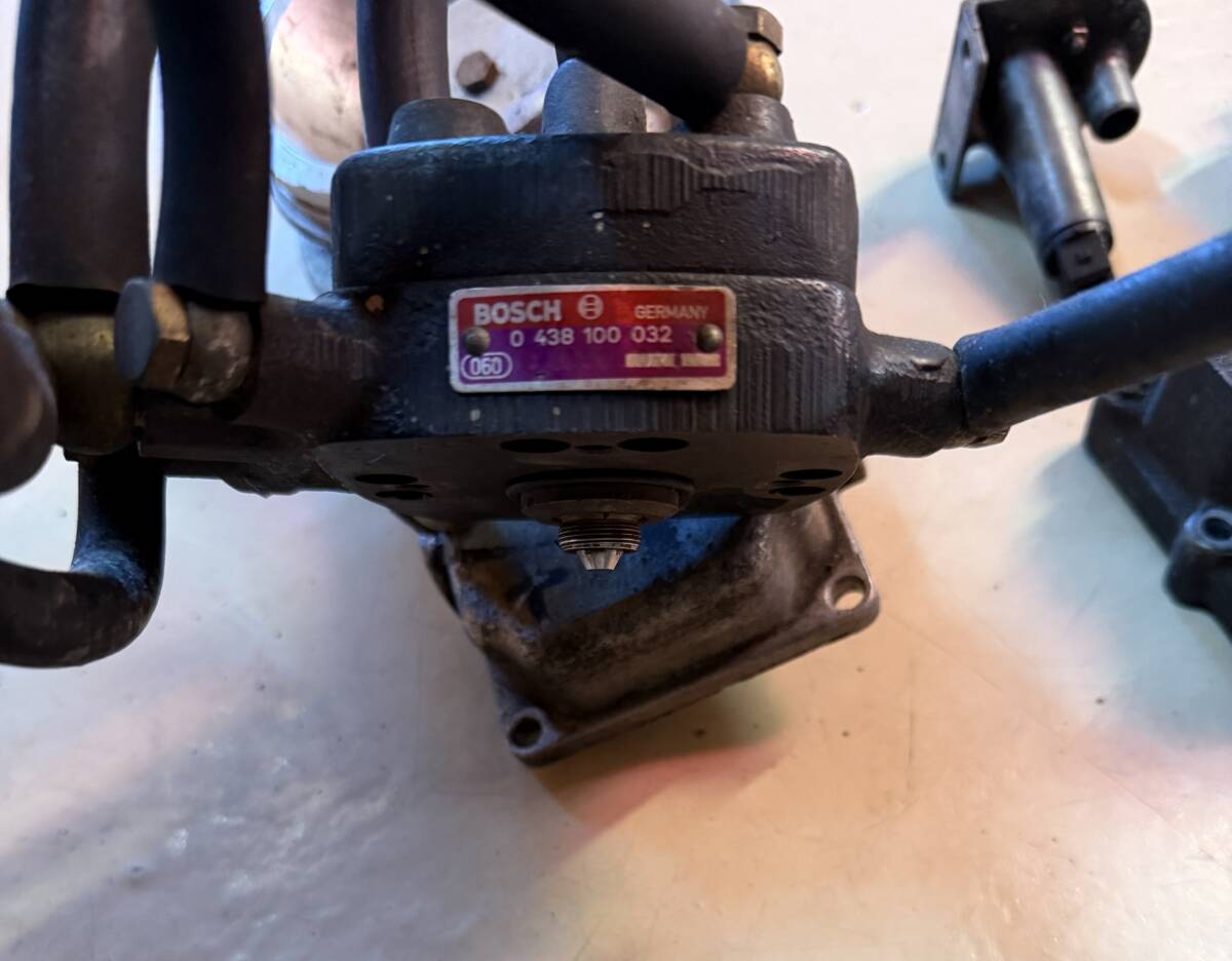 ボルボ 240 244 245 K-Jetro フューエルデスビ 他 パーツ 0 438 100 032_画像4