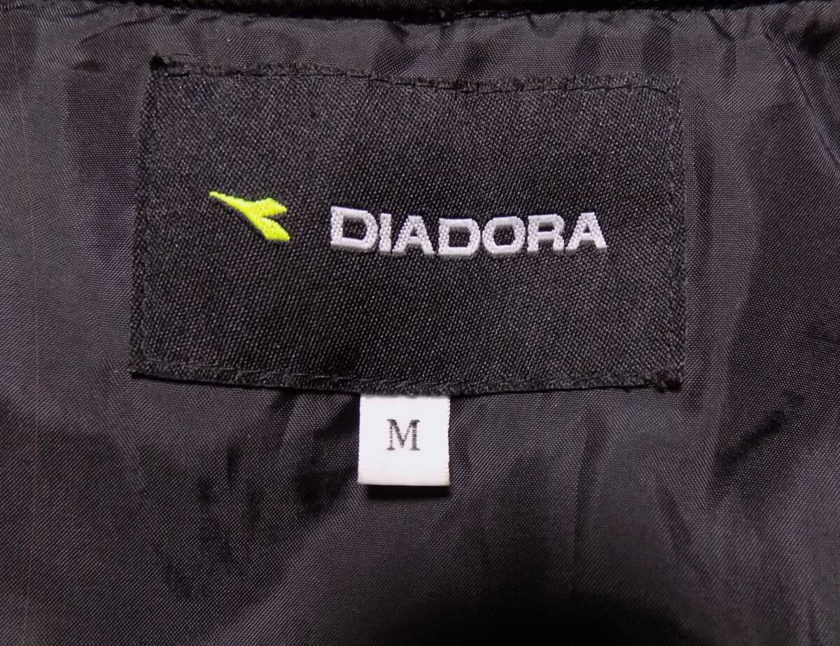 DIADORA ディアドラ　フードと袖がニット　中綿入りパーカー M (管X7）_画像3